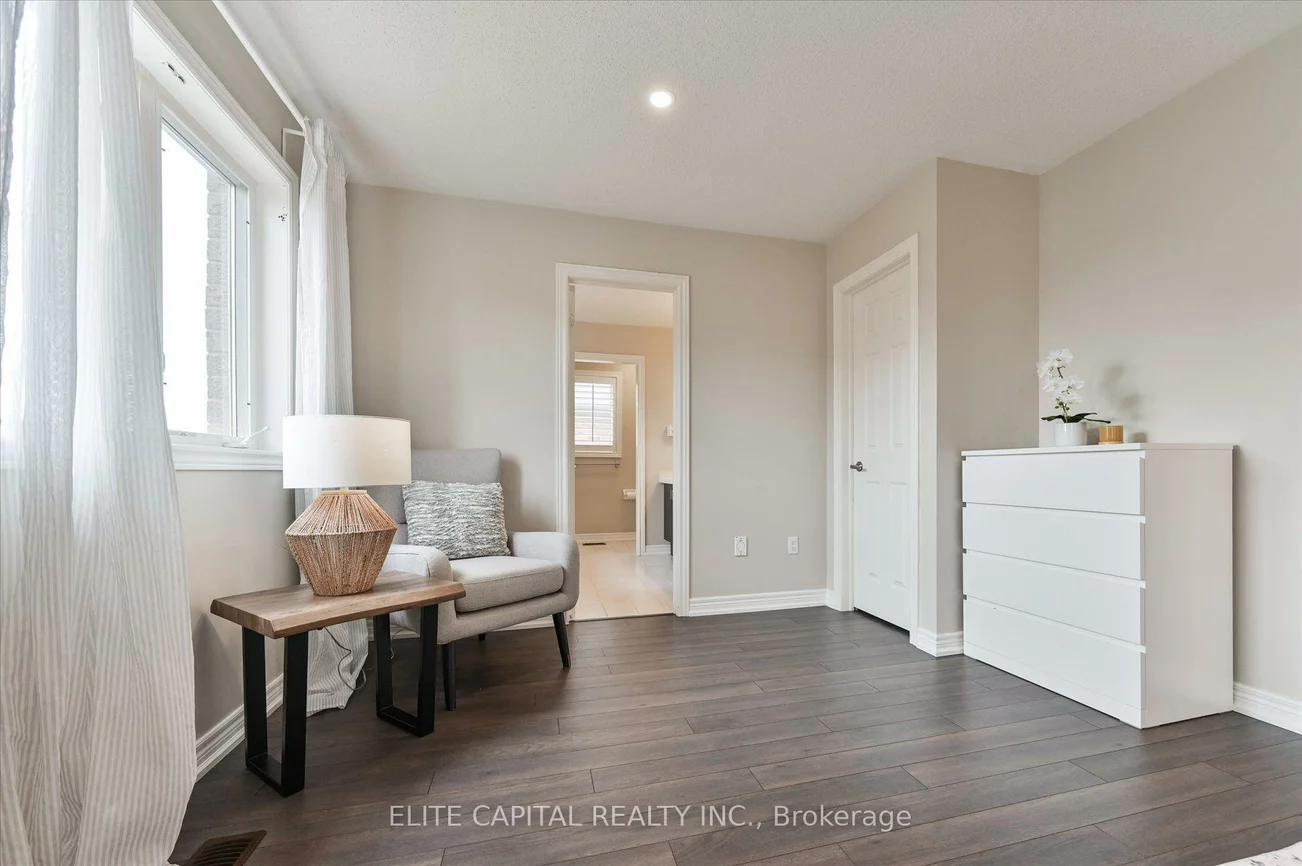 1208, Atkins, Stonehaven-Wyndham, Newmarket