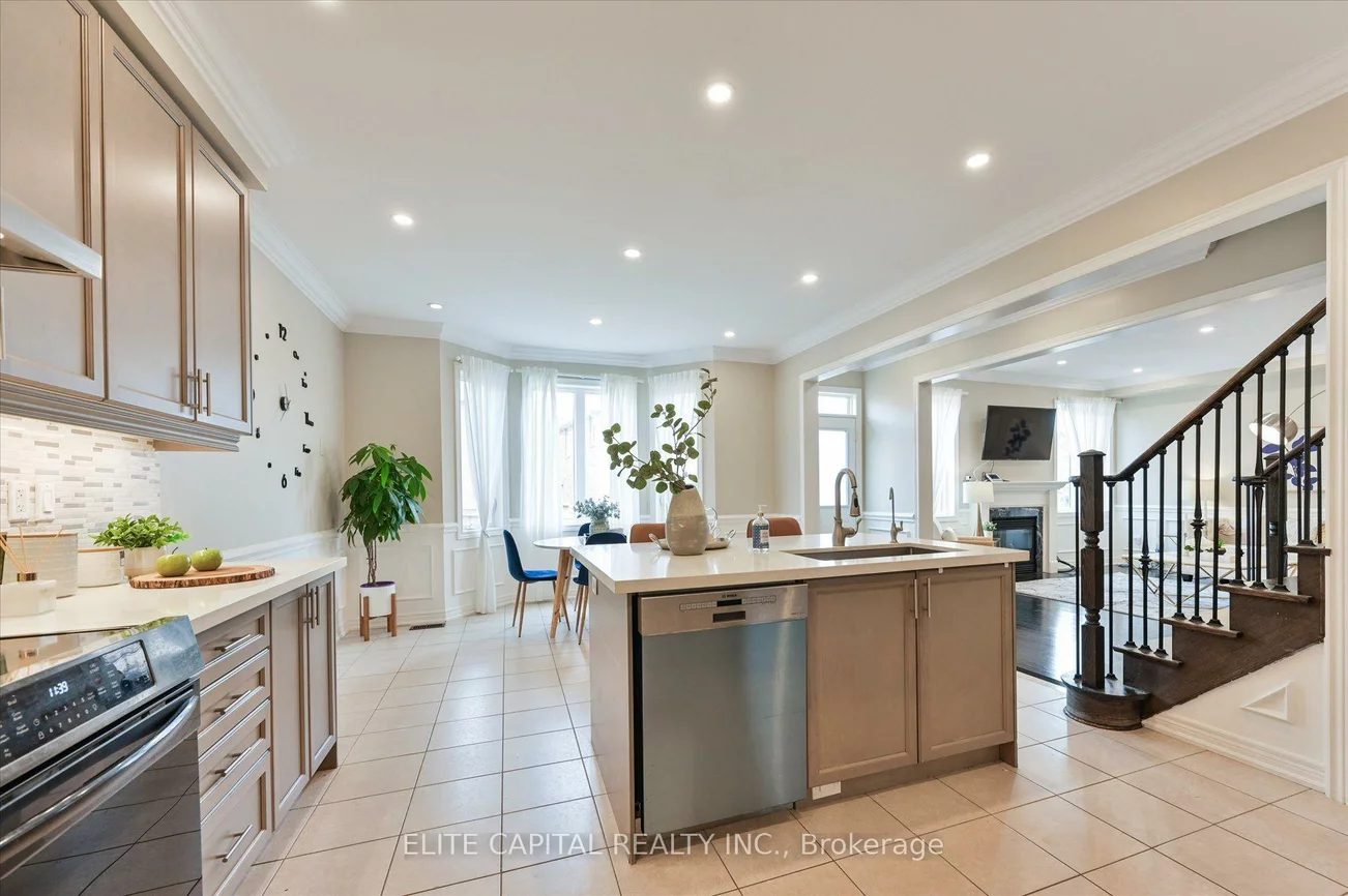 1208, Atkins, Stonehaven-Wyndham, Newmarket