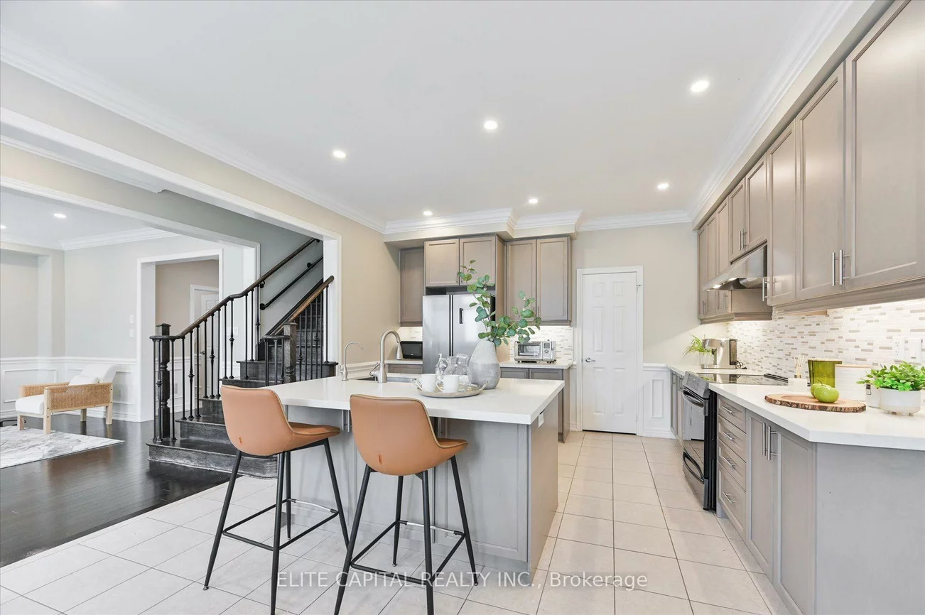 1208, Atkins, Stonehaven-Wyndham, Newmarket
