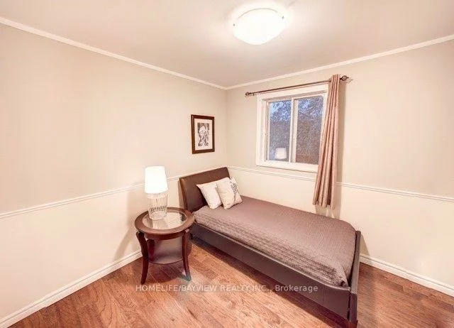 104, willow(main floor), Bristol-London, Newmarket