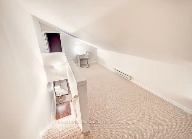 104, willow(main floor), Bristol-London, Newmarket