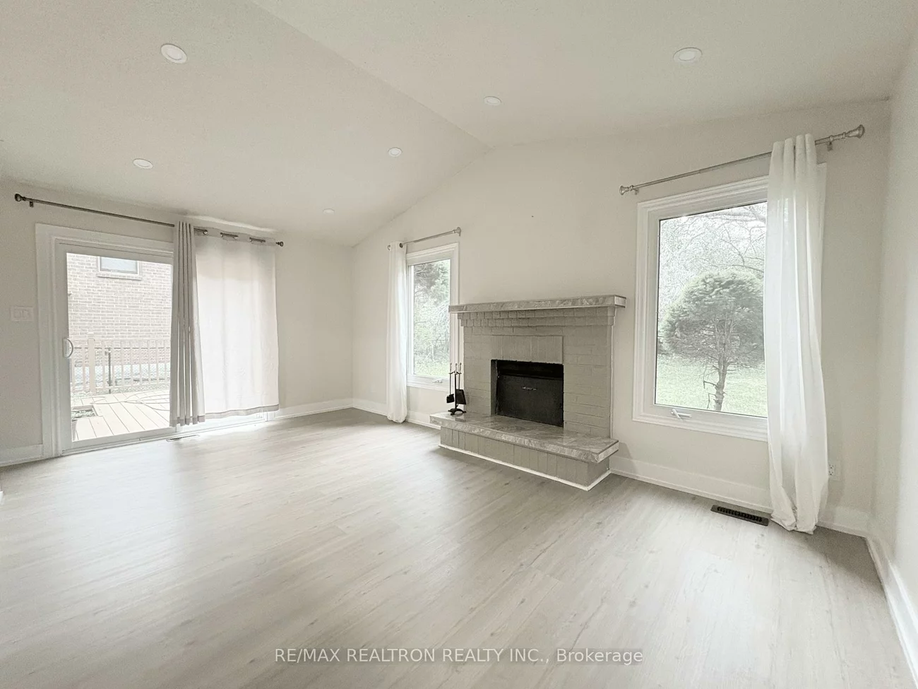 296, John Bowser, Glenway Estates, Newmarket