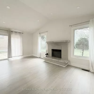 296, John Bowser, Glenway Estates, Newmarket