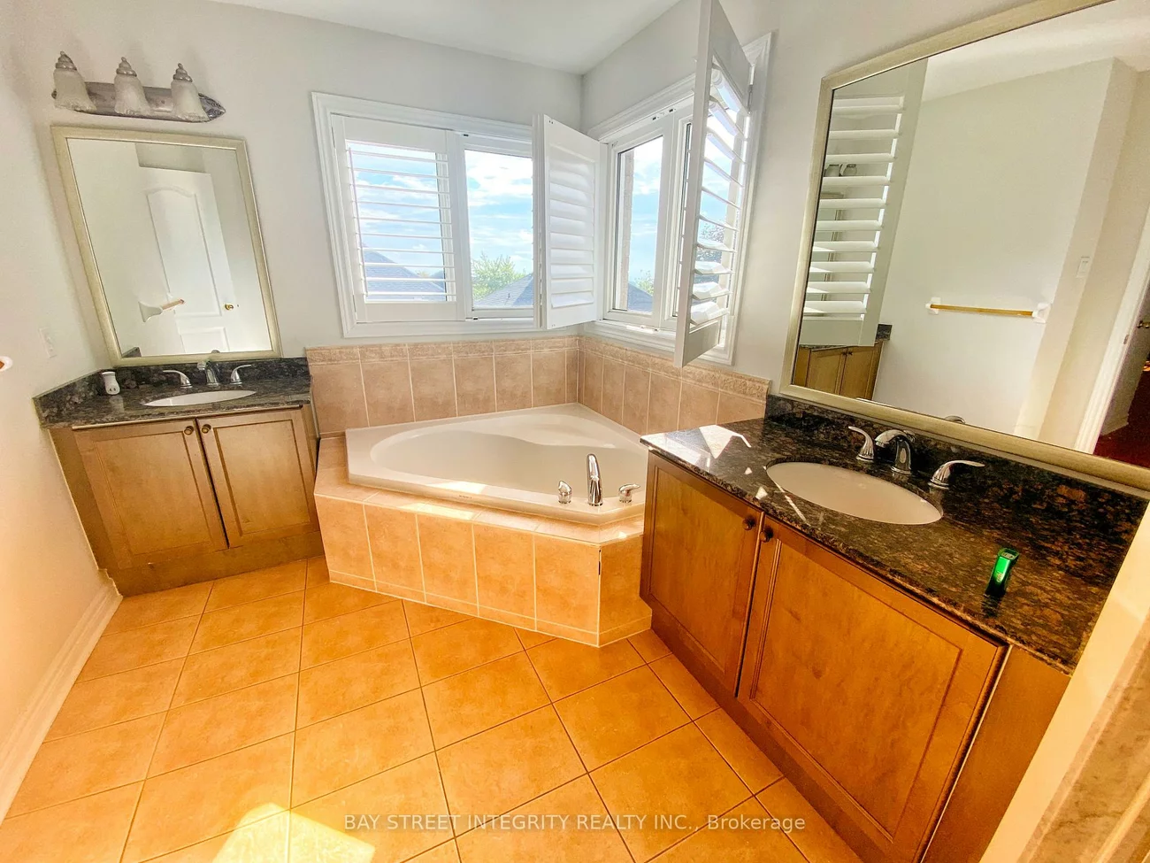Main 114, Red River, Woodland Hill, Newmarket