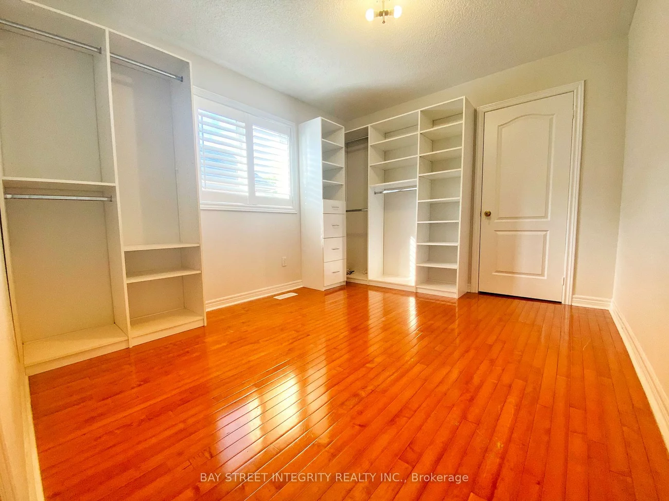Main 114, Red River, Woodland Hill, Newmarket