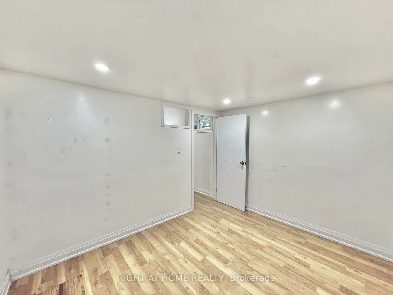116, Cherrywood, Bristol-London, Newmarket