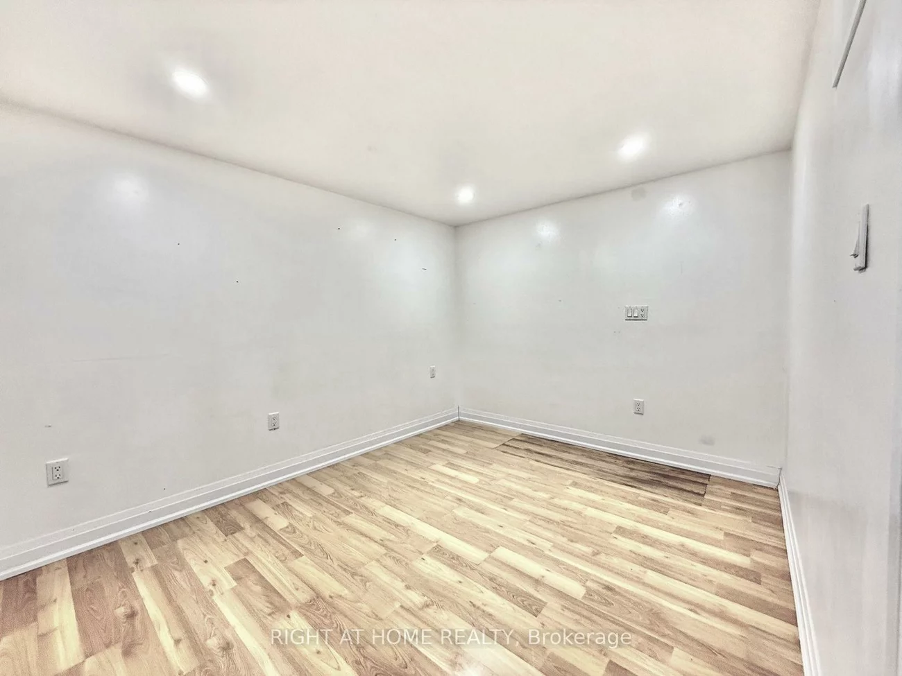 116, Cherrywood, Bristol-London, Newmarket