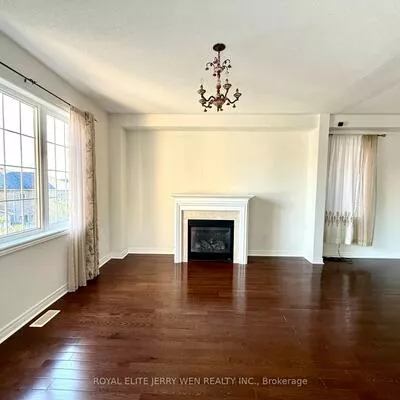 13, Herefordshire, Woodland Hill, Newmarket