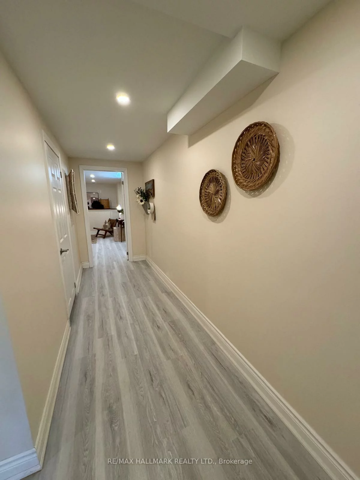 248, Crossland, Glenway Estates, Newmarket