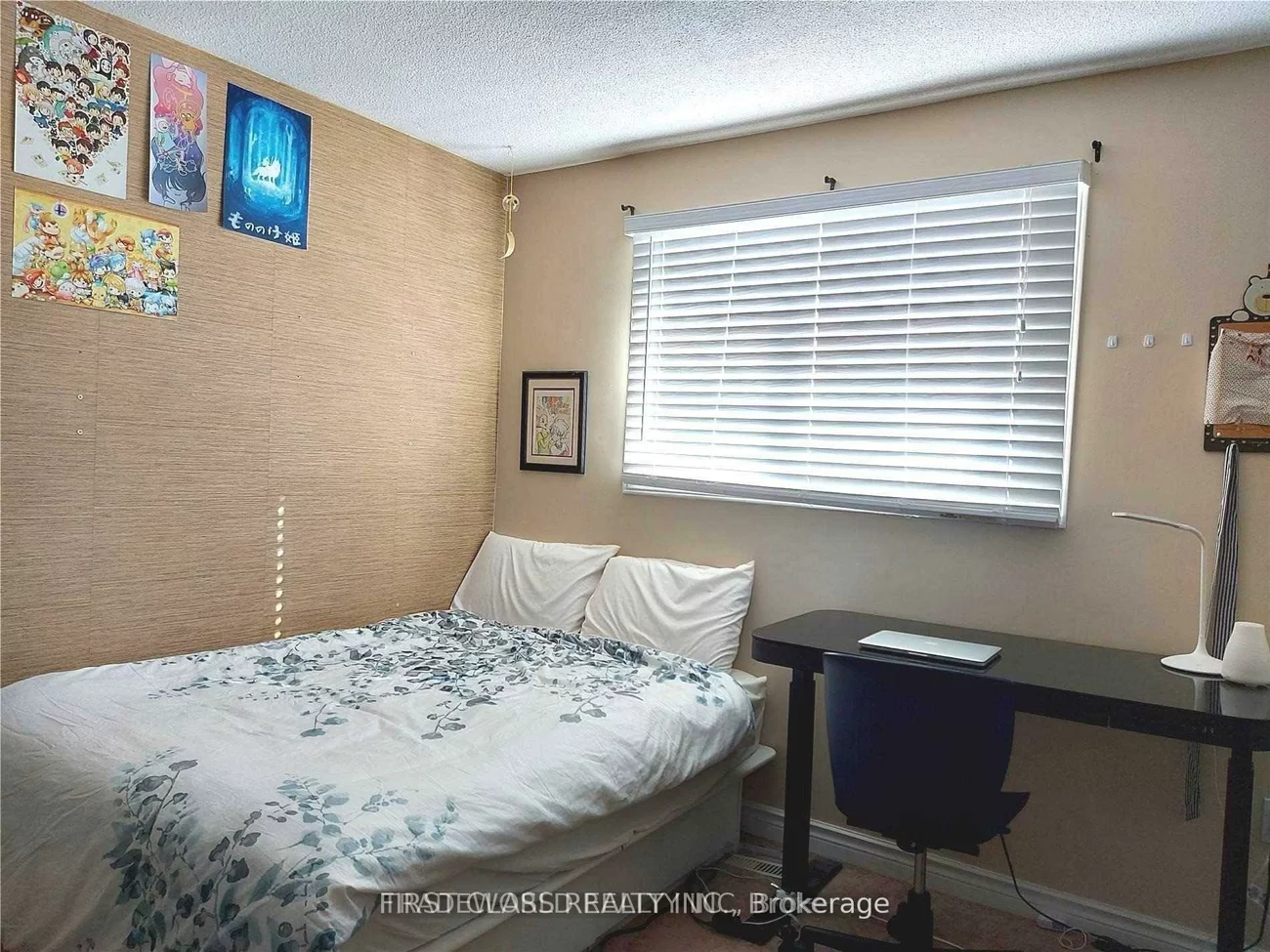 880, Leslie Valley, Huron Heights-Leslie Valley, Newmarket