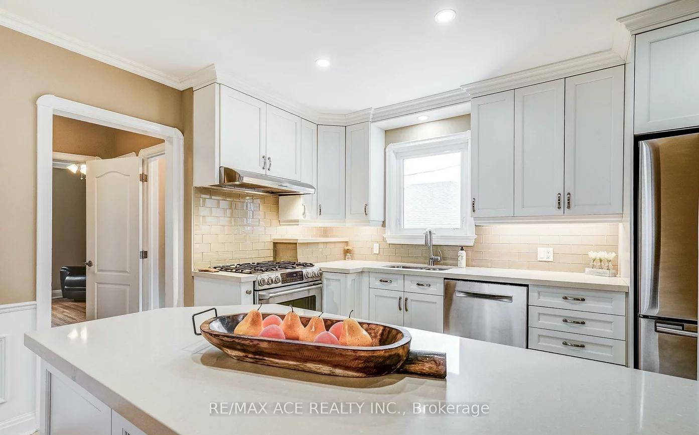 664, Gorham, Gorham-College Manor, Newmarket