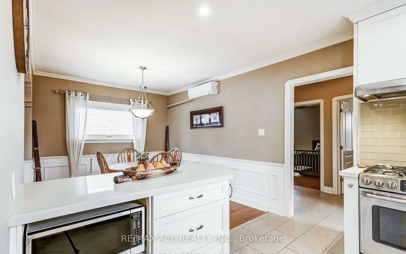 664, Gorham, Gorham-College Manor, Newmarket