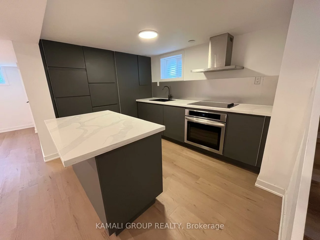 75, Newbury, Bristol-London, Newmarket