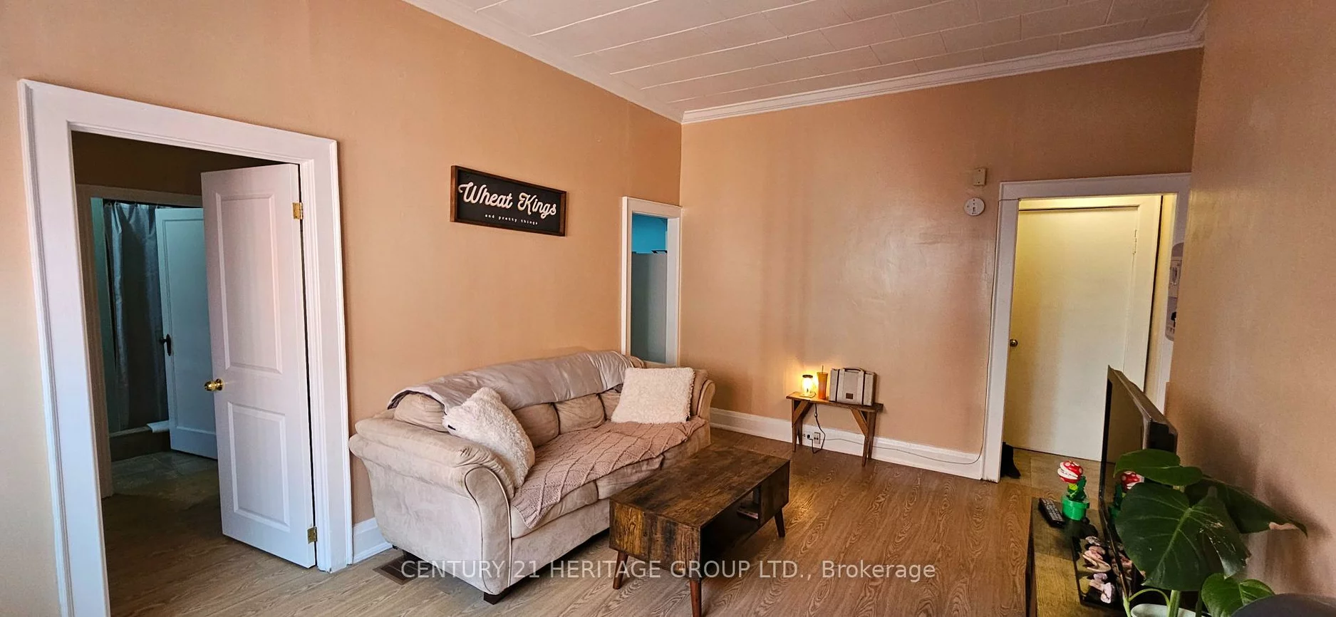 201A, Main, Central Newmarket, Newmarket