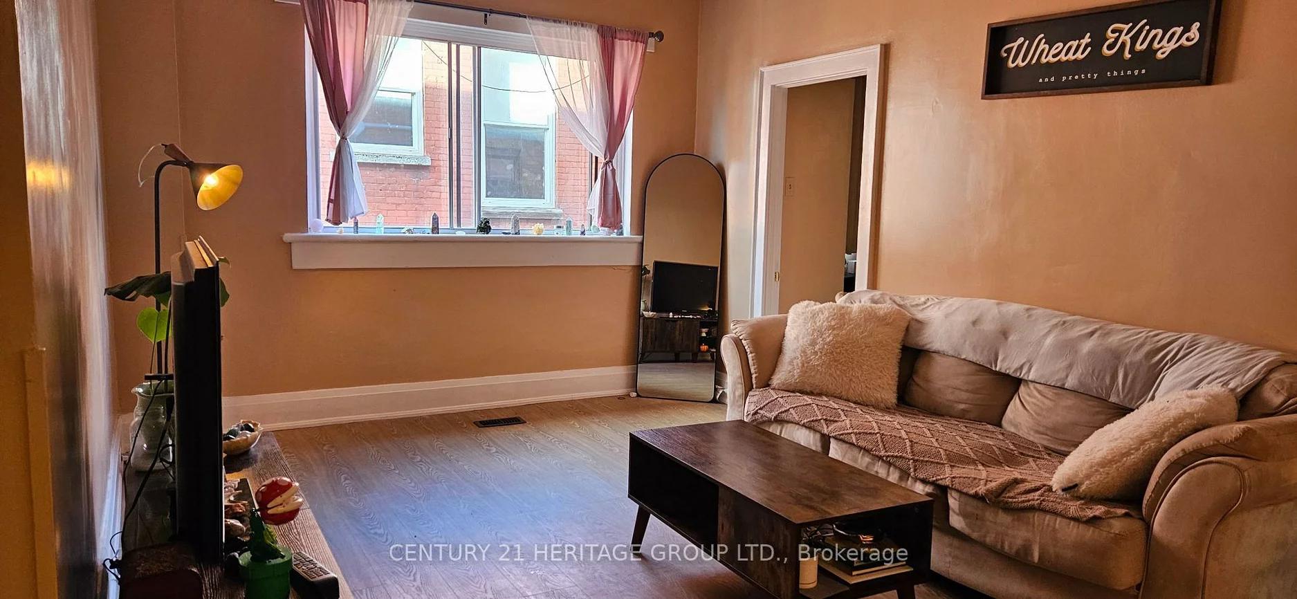 201A, Main, Central Newmarket, Newmarket