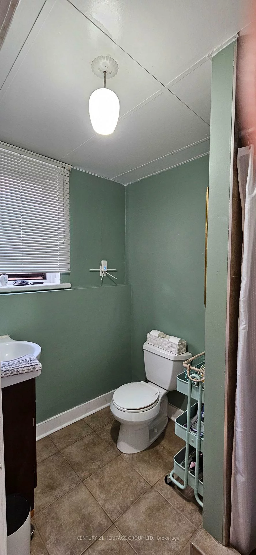 201A, Main, Central Newmarket, Newmarket