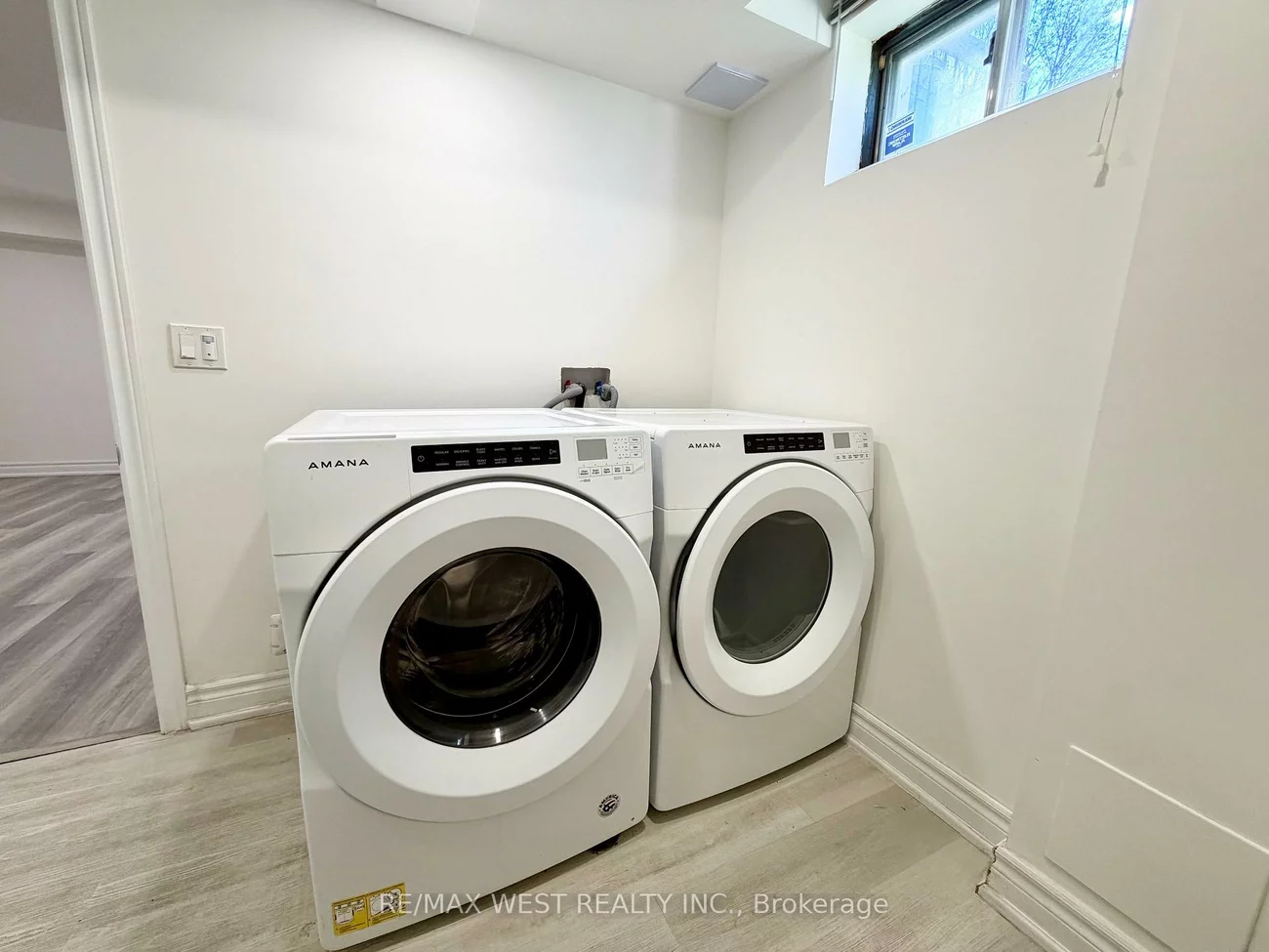 858, Cassie, Armitage, Newmarket