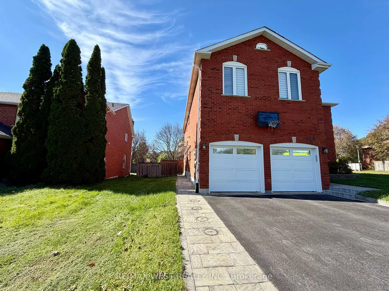 858, Cassie, Armitage, Newmarket