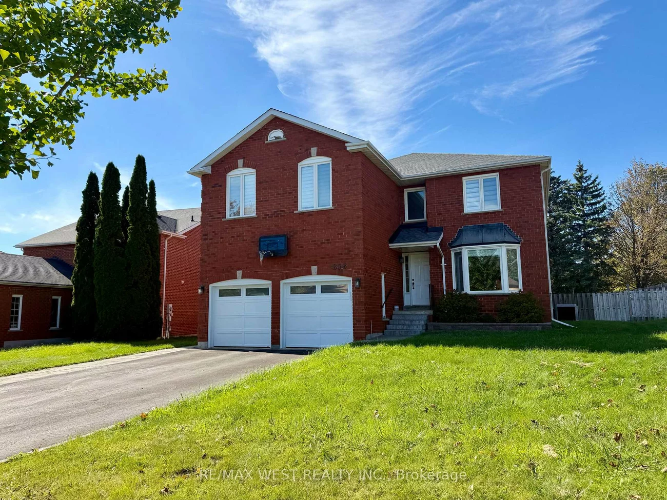 858, Cassie, Armitage, Newmarket