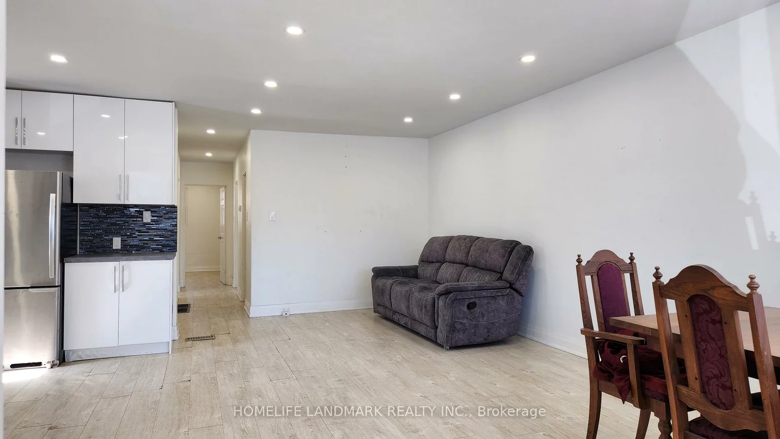 235, Penn, Bristol-London, Newmarket