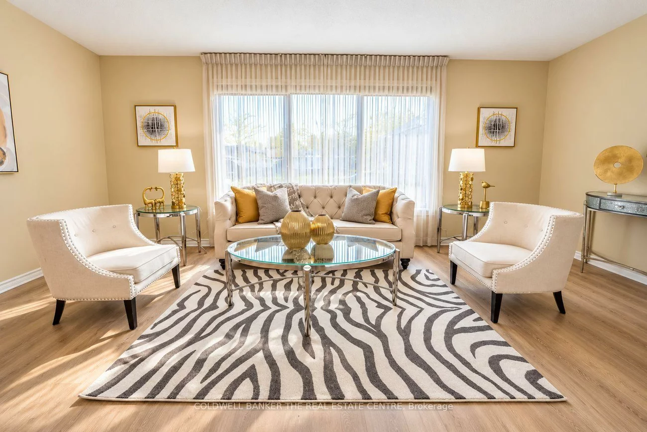 140, Woodpark, Huron Heights-Leslie Valley, Newmarket