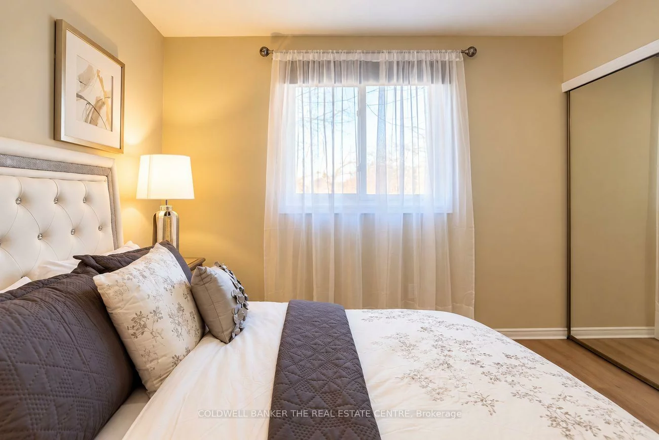 140, Woodpark, Huron Heights-Leslie Valley, Newmarket