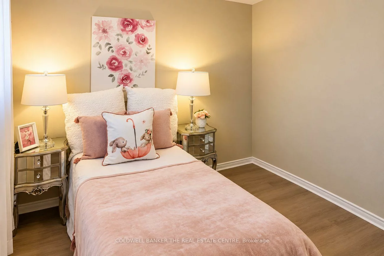 140, Woodpark, Huron Heights-Leslie Valley, Newmarket