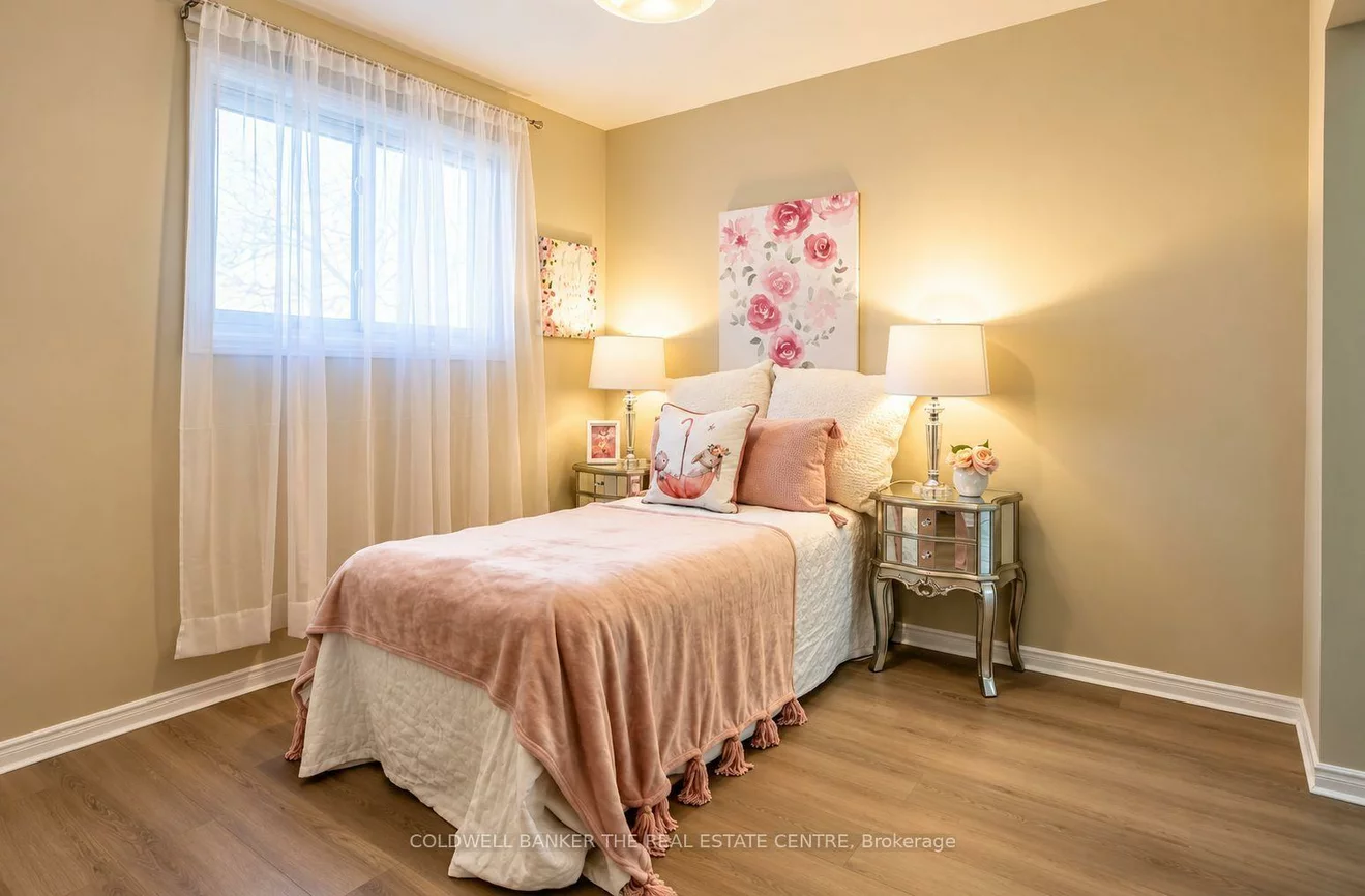140, Woodpark, Huron Heights-Leslie Valley, Newmarket