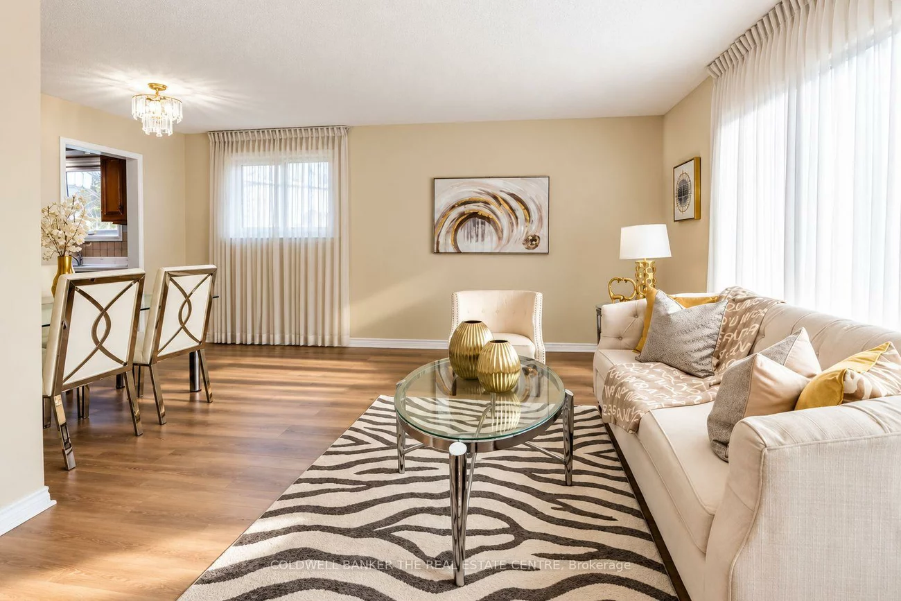 140, Woodpark, Huron Heights-Leslie Valley, Newmarket