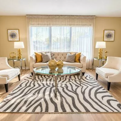 140, Woodpark, Huron Heights-Leslie Valley, Newmarket