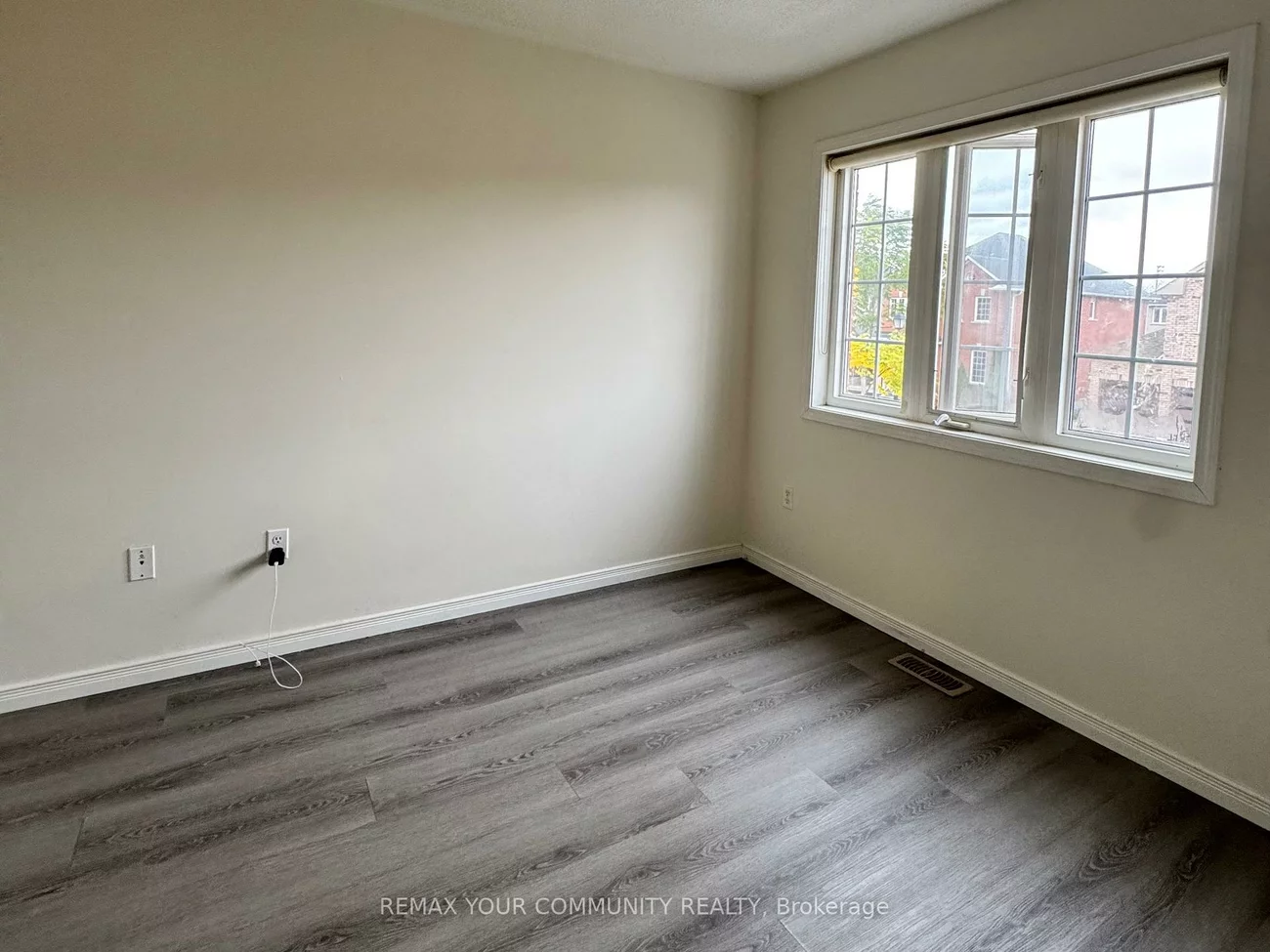 163, Flagstone, Woodland Hill, Newmarket