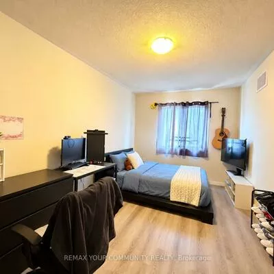 163, Flagstone, Woodland Hill, Newmarket