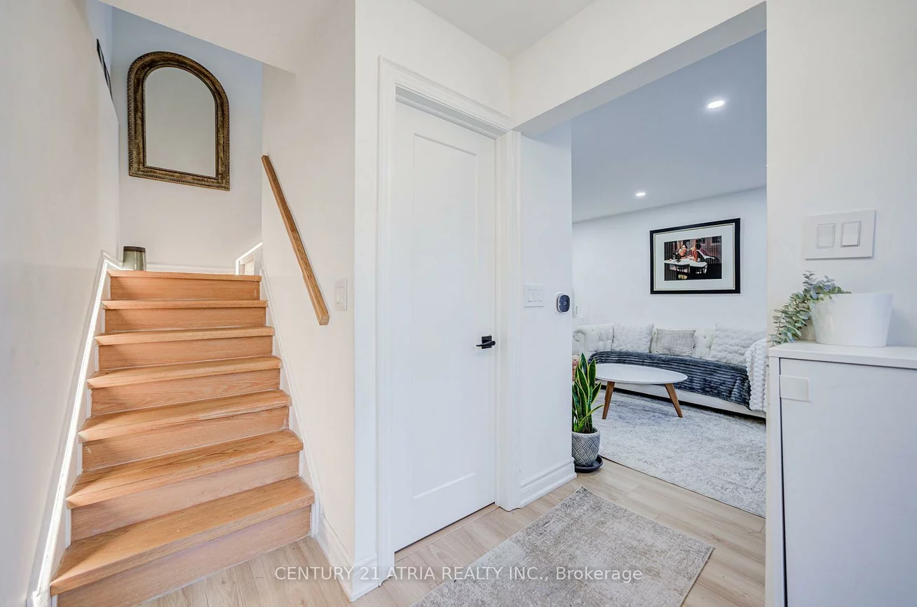 670, Elgin, Huron Heights-Leslie Valley, Newmarket