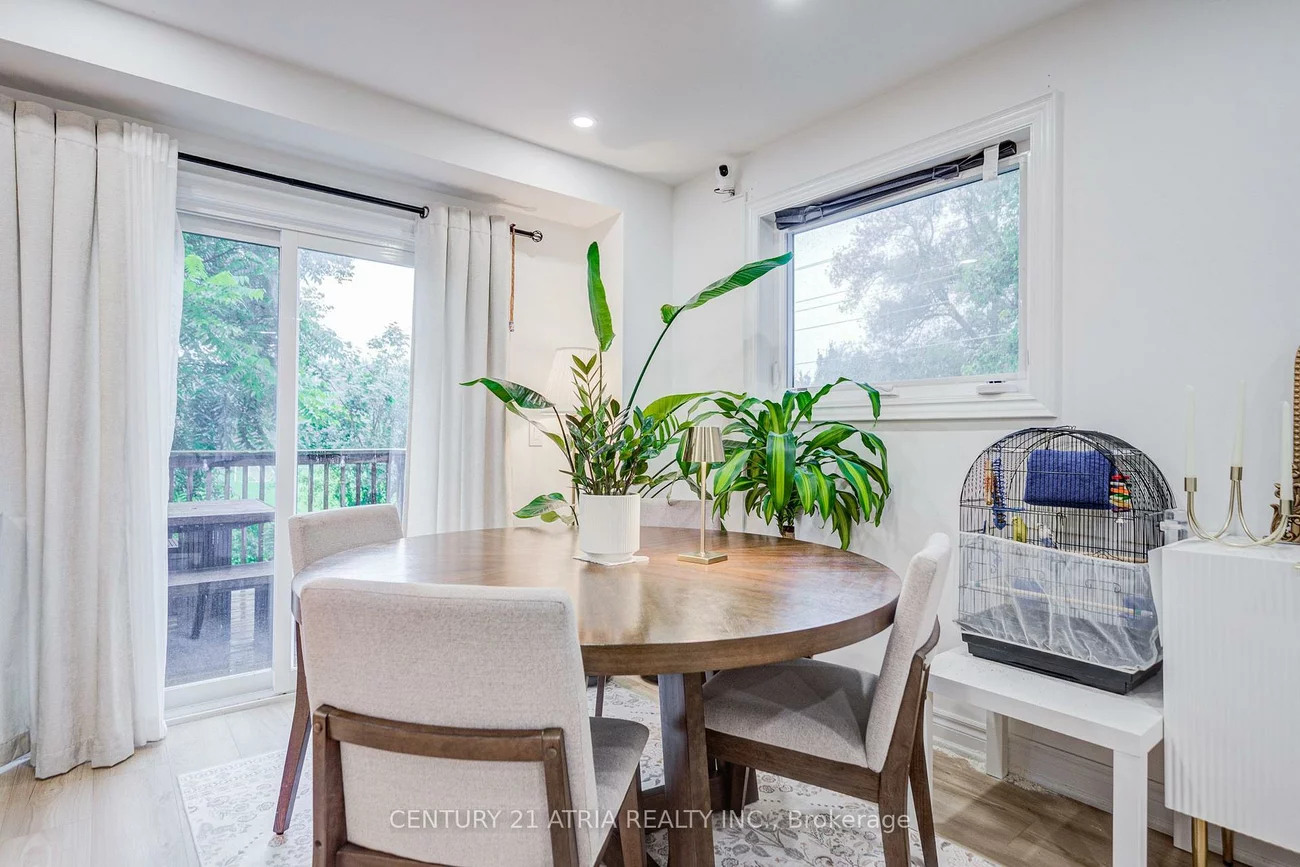 670, Elgin, Huron Heights-Leslie Valley, Newmarket