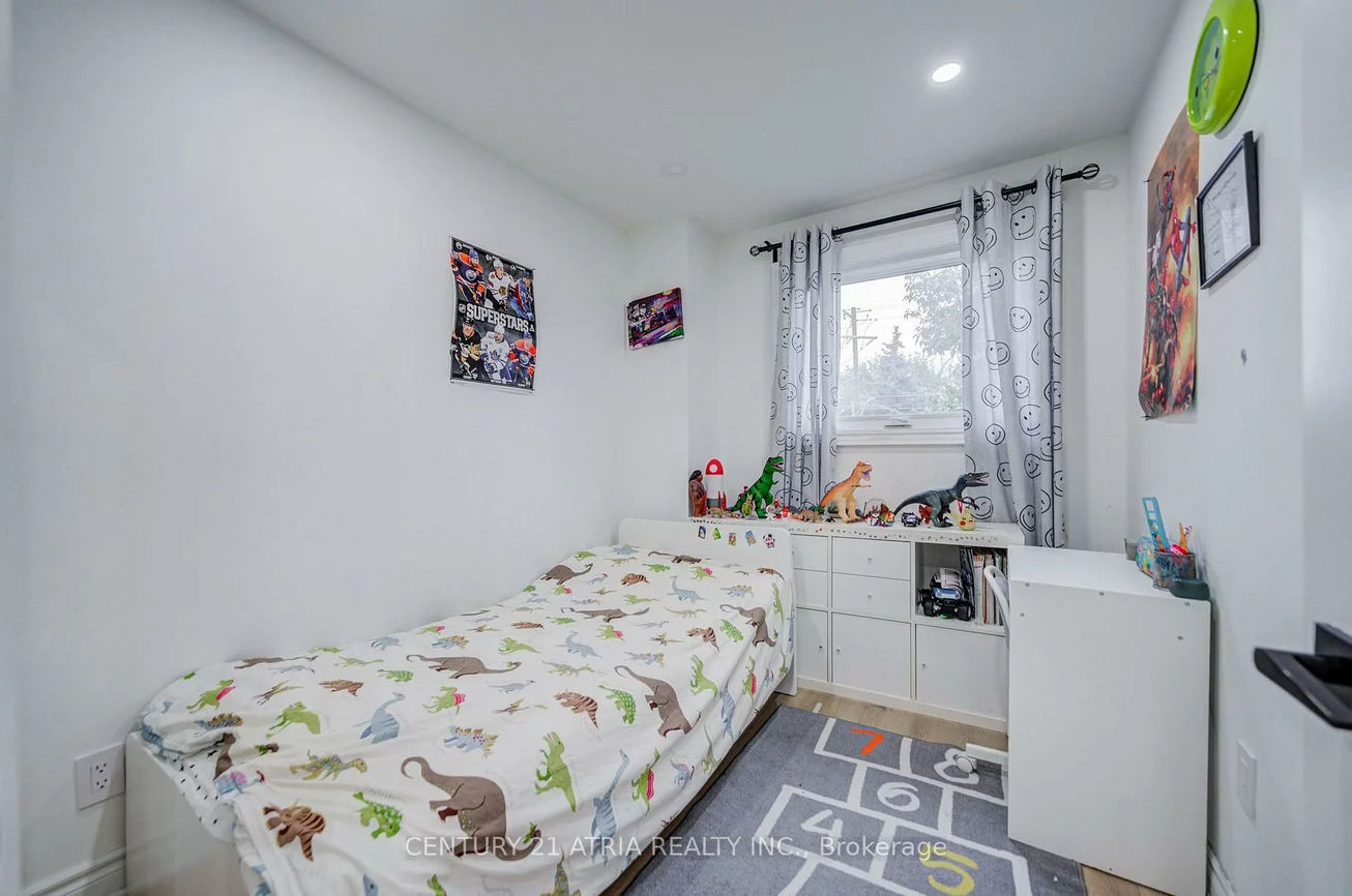 670, Elgin, Huron Heights-Leslie Valley, Newmarket