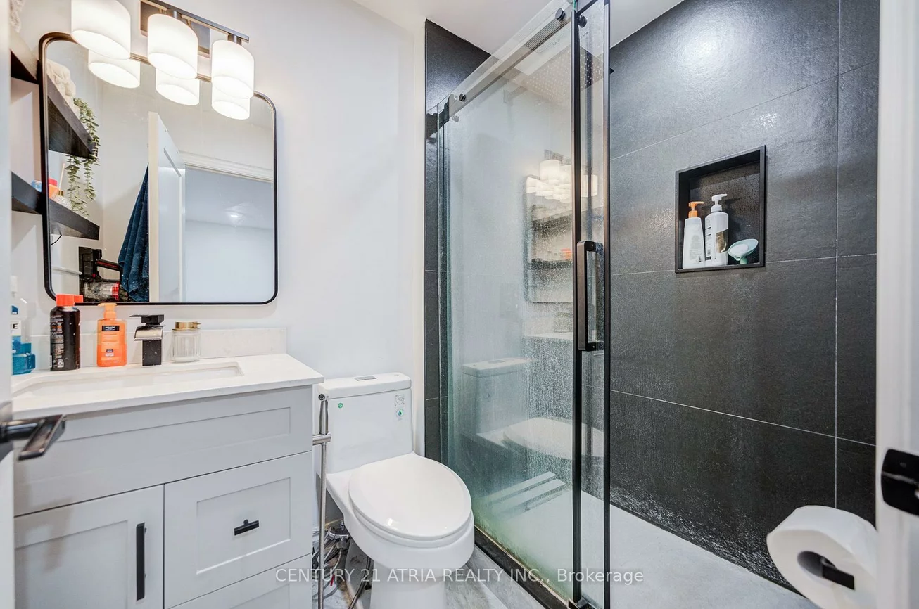 670, Elgin, Huron Heights-Leslie Valley, Newmarket