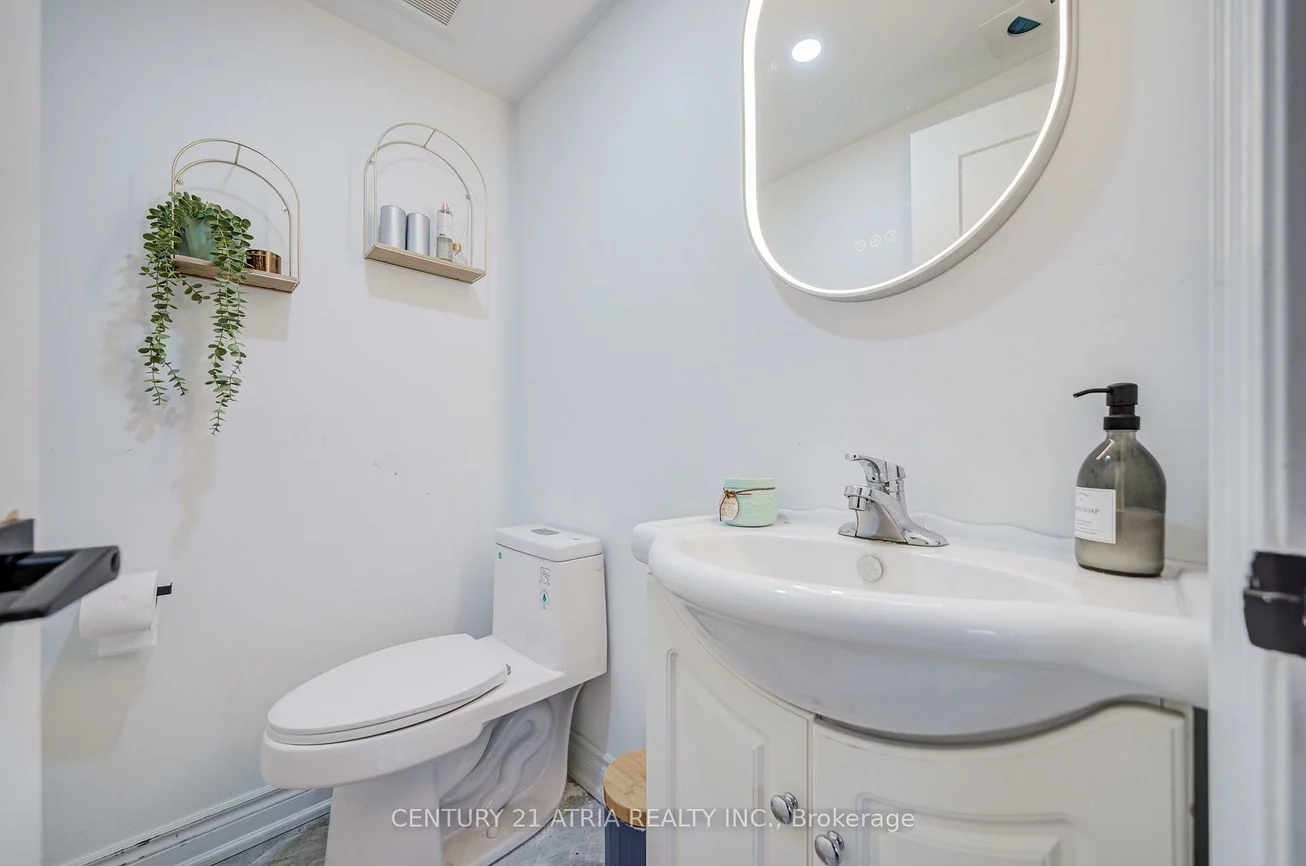 670, Elgin, Huron Heights-Leslie Valley, Newmarket