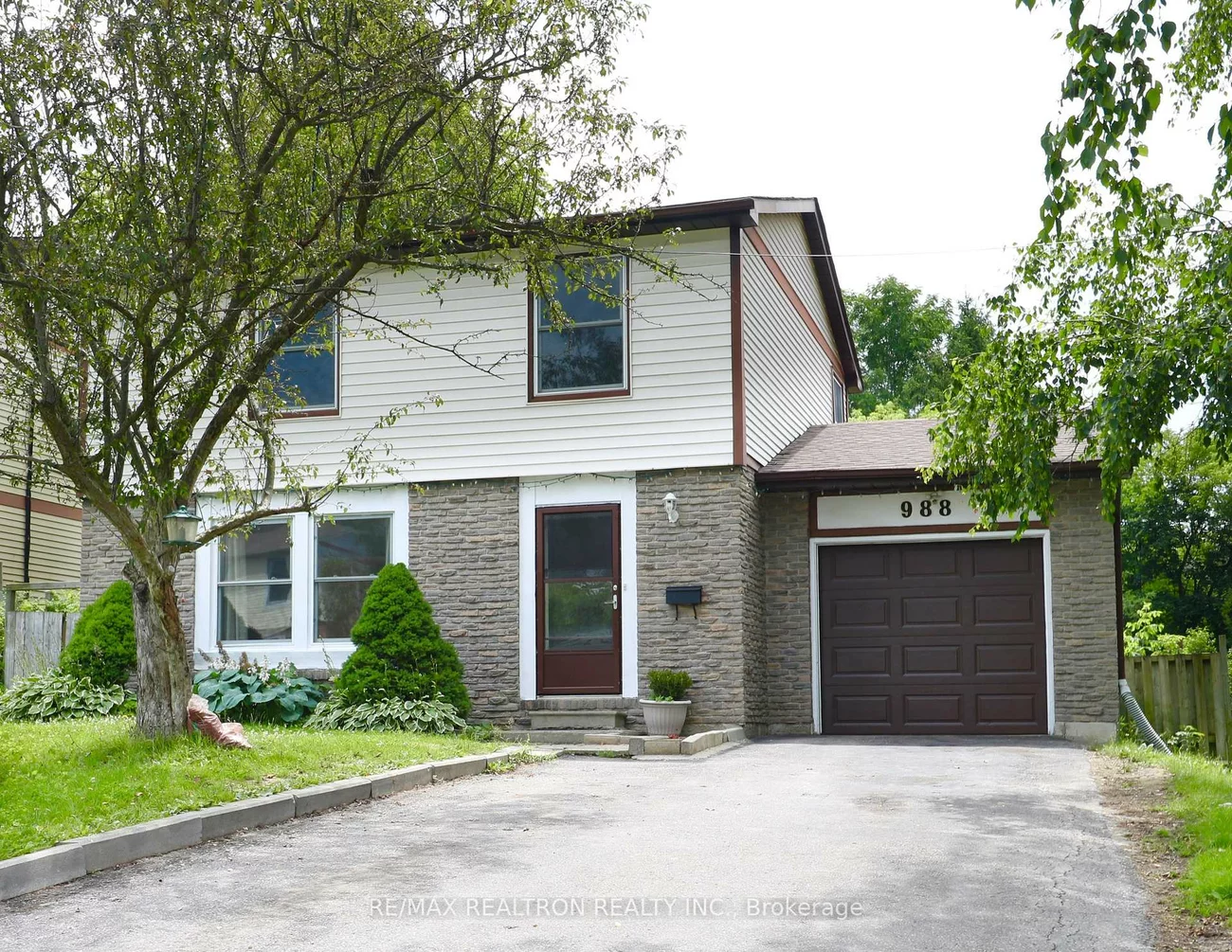 988, Jacarandah, Huron Heights-Leslie Valley, Newmarket