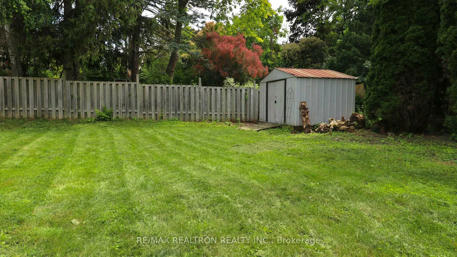 988, Jacarandah, Huron Heights-Leslie Valley, Newmarket