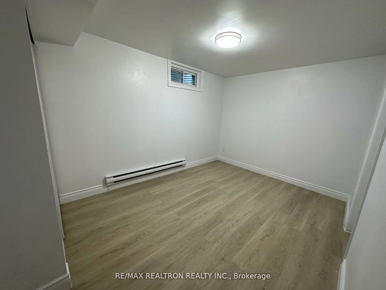988, Jacarandah, Huron Heights-Leslie Valley, Newmarket