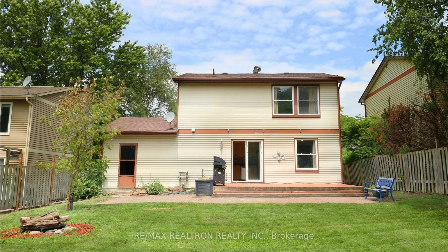 988, Jacarandah, Huron Heights-Leslie Valley, Newmarket