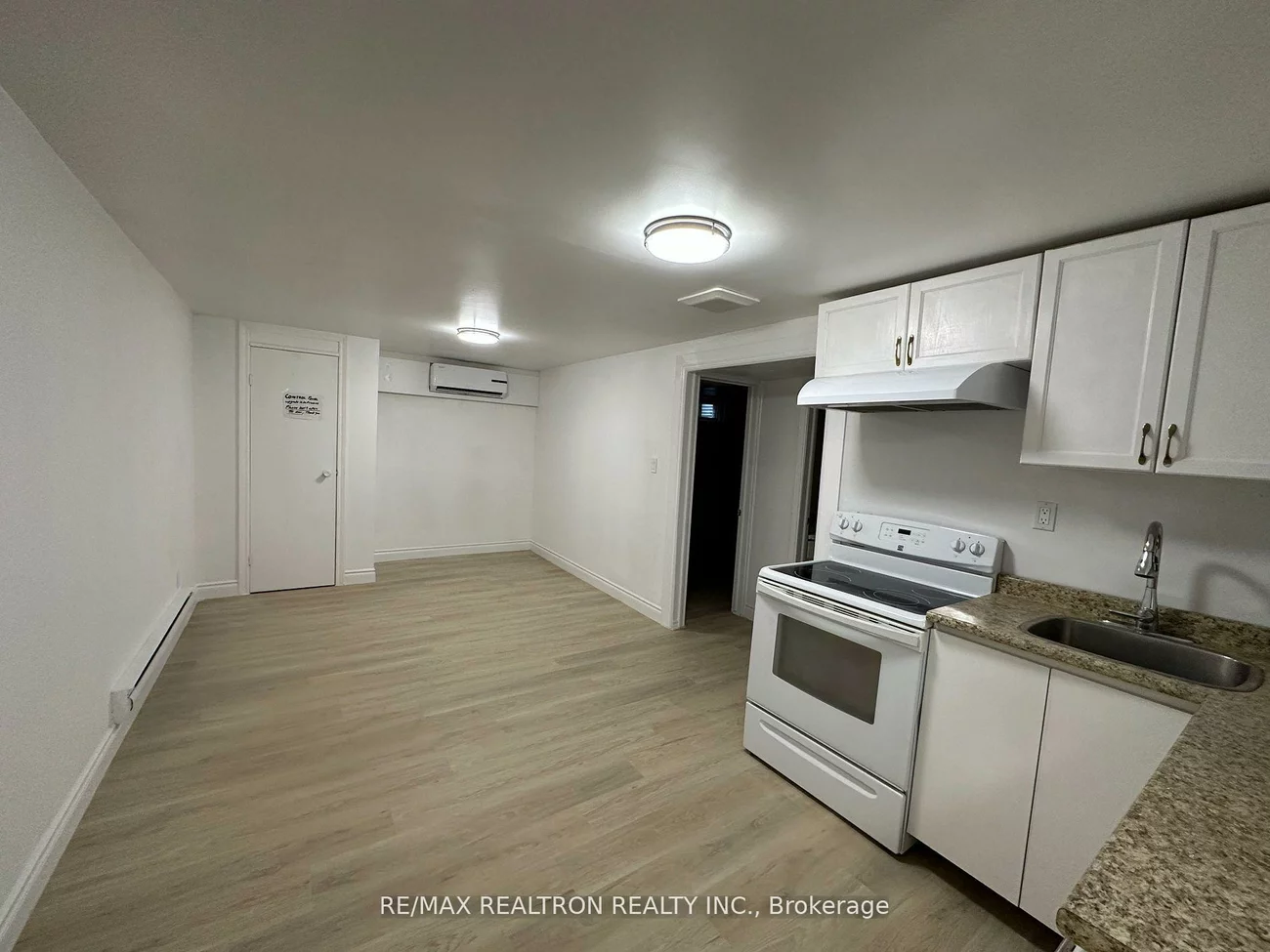 988, Jacarandah, Huron Heights-Leslie Valley, Newmarket