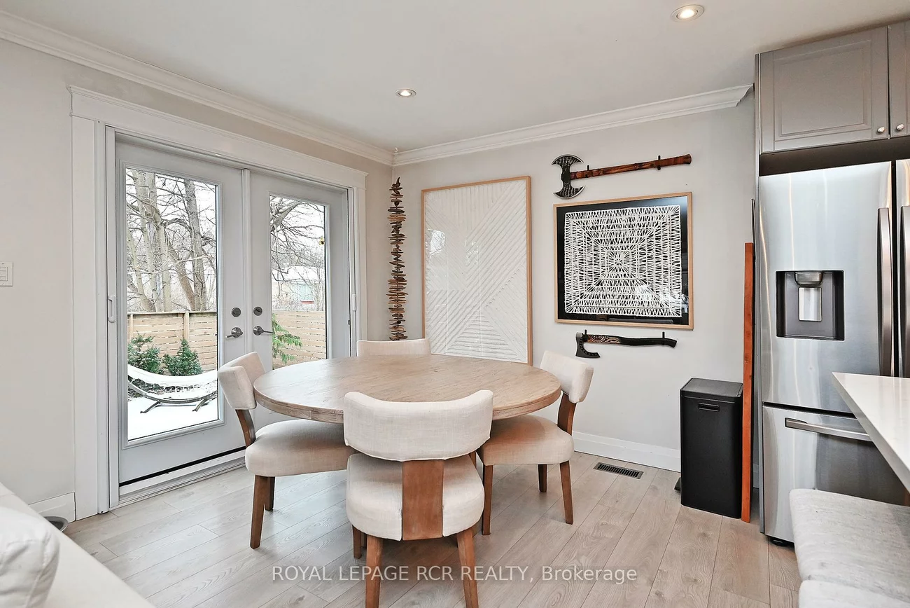 93, Queen, Central Newmarket, Newmarket