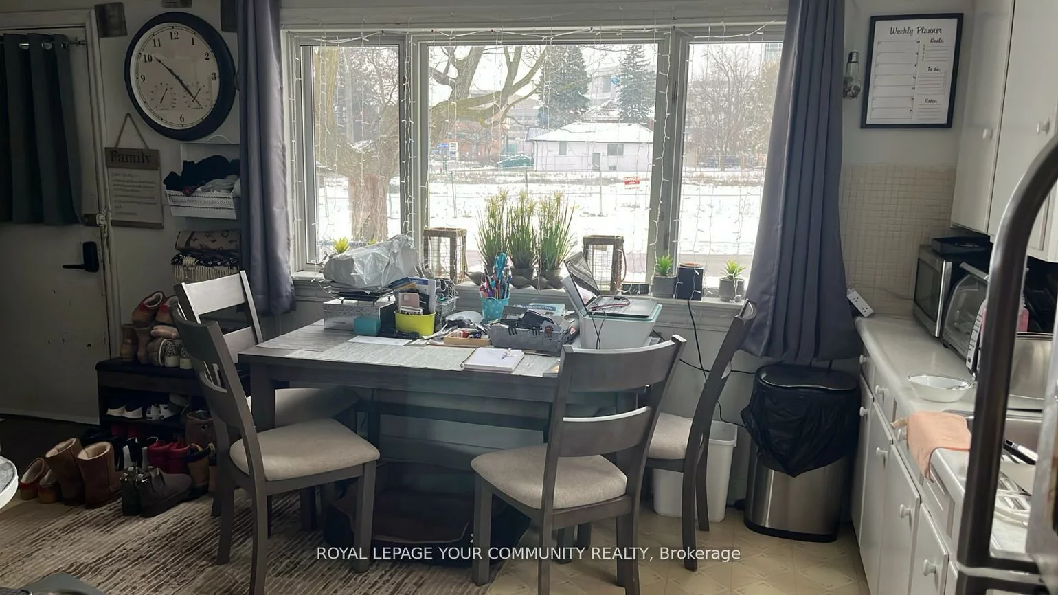 593, Watson, Huron Heights-Leslie Valley, Newmarket
