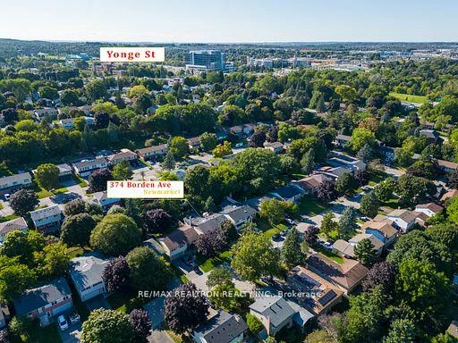 374, Borden, Central Newmarket, Newmarket