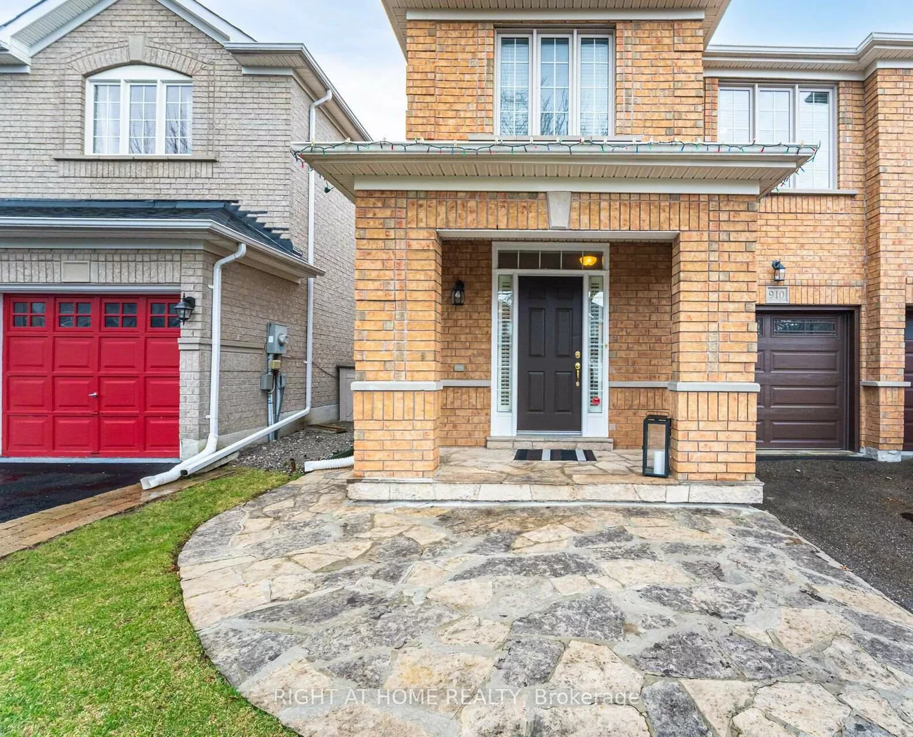 910, Oaktree, Summerhill Estates, Newmarket
