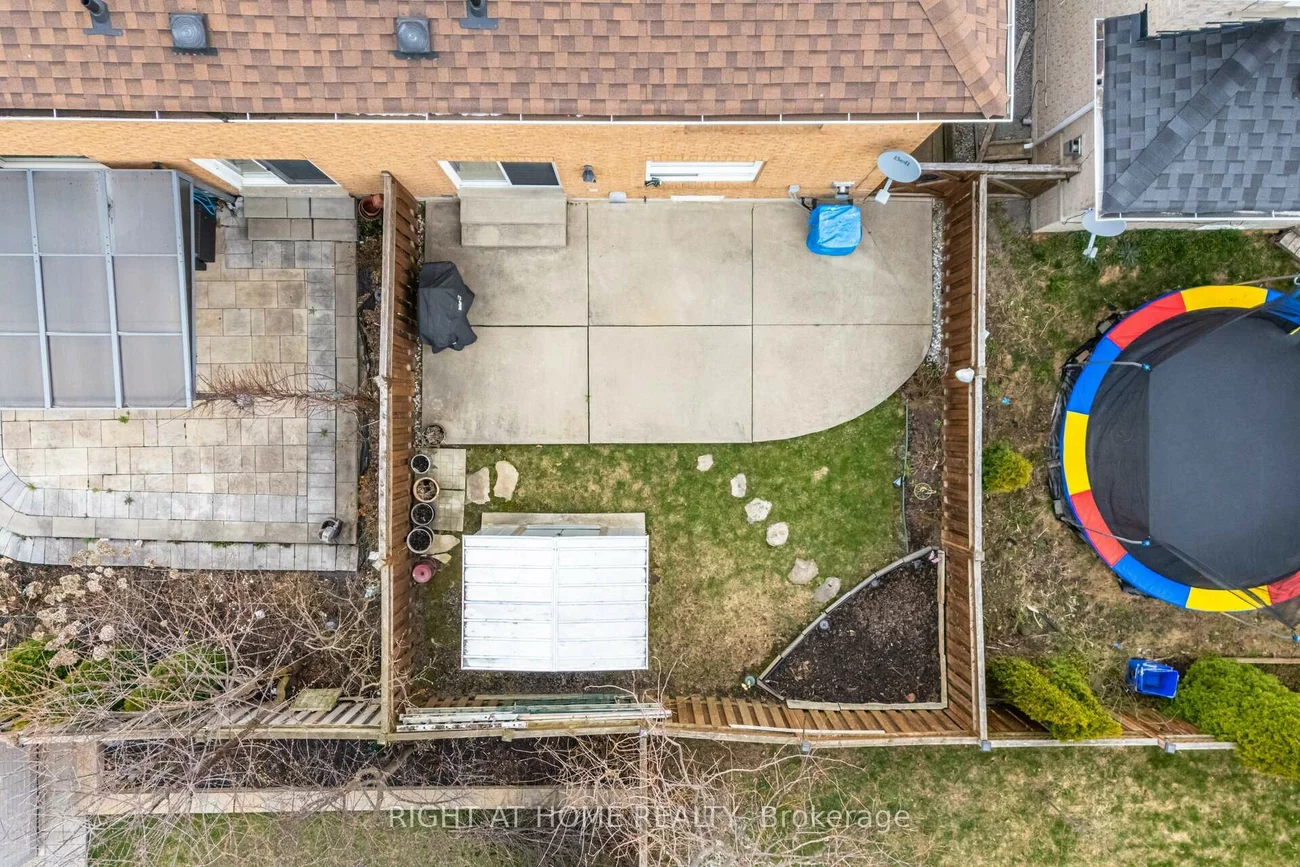 910, Oaktree, Summerhill Estates, Newmarket