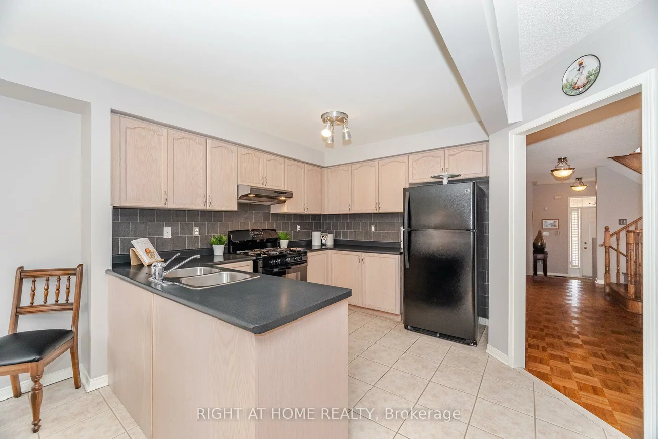 910, Oaktree, Summerhill Estates, Newmarket