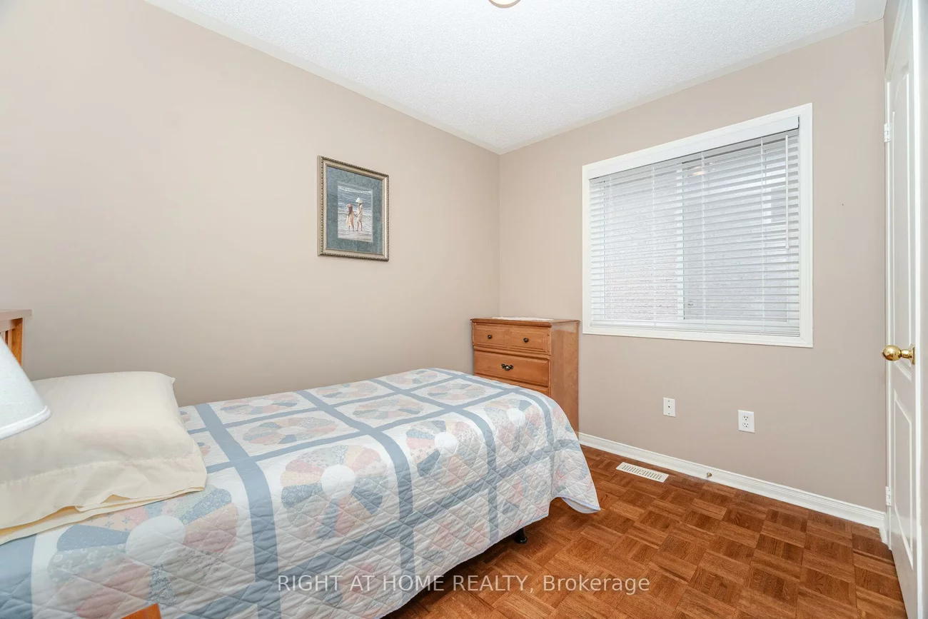 910, Oaktree, Summerhill Estates, Newmarket