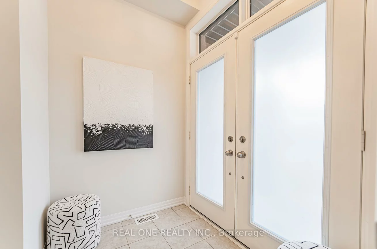 71, Tango, Woodland Hill, Newmarket